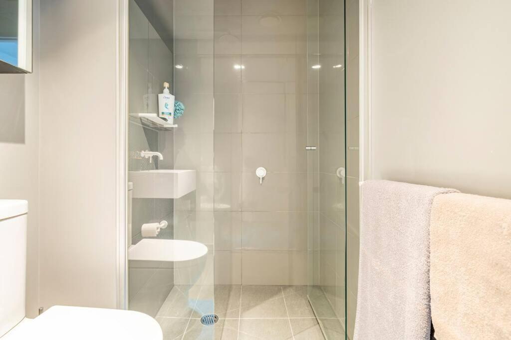 Luxury Apartment In Melbourne Eksteriør billede